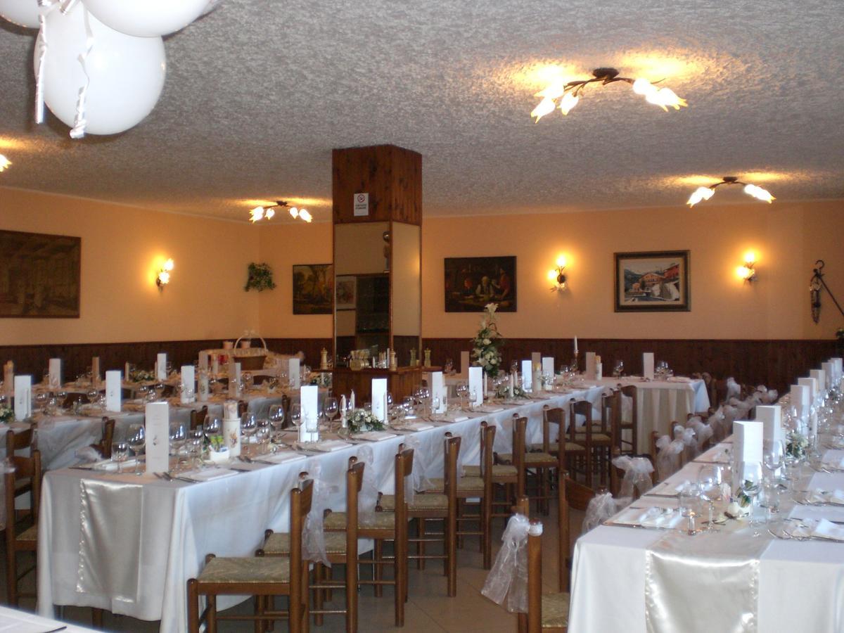 Hotel Ristorante Miravalle Тельо Экстерьер фото