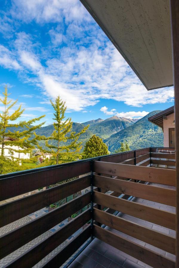 Hotel Ristorante Miravalle Тельо Экстерьер фото